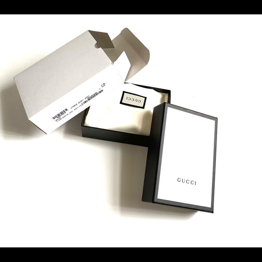 🎉HP🎉Gucci Wallet - Picture 10 of 12